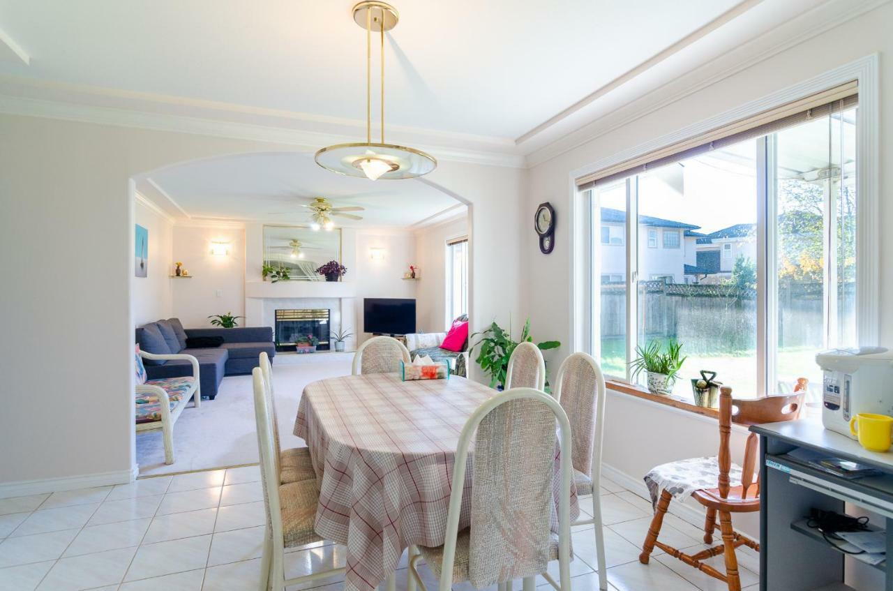 Great Guest Suite In A Gorgeous House New Westminster Zewnętrze zdjęcie